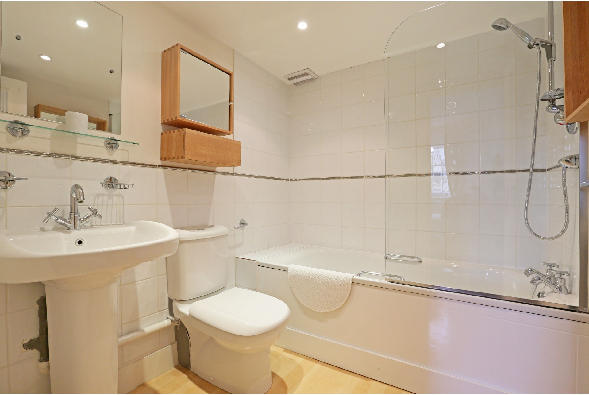 Melbourne House, Collingham Road, London SW5 0NU Finchlea Estates Limited